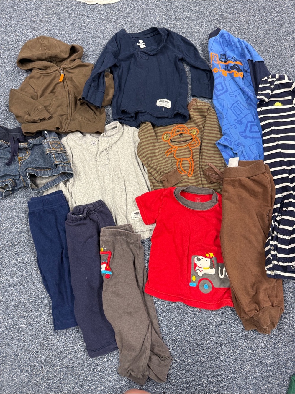 Baby boys bundle lot of clothes 6-9 months